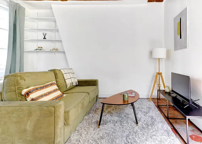 Bnbnova - 1br - Heart Of The Latin Quarter
